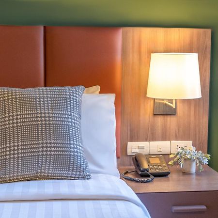 Legacy Hotel Bangkok Sukhumvit Экстерьер фото