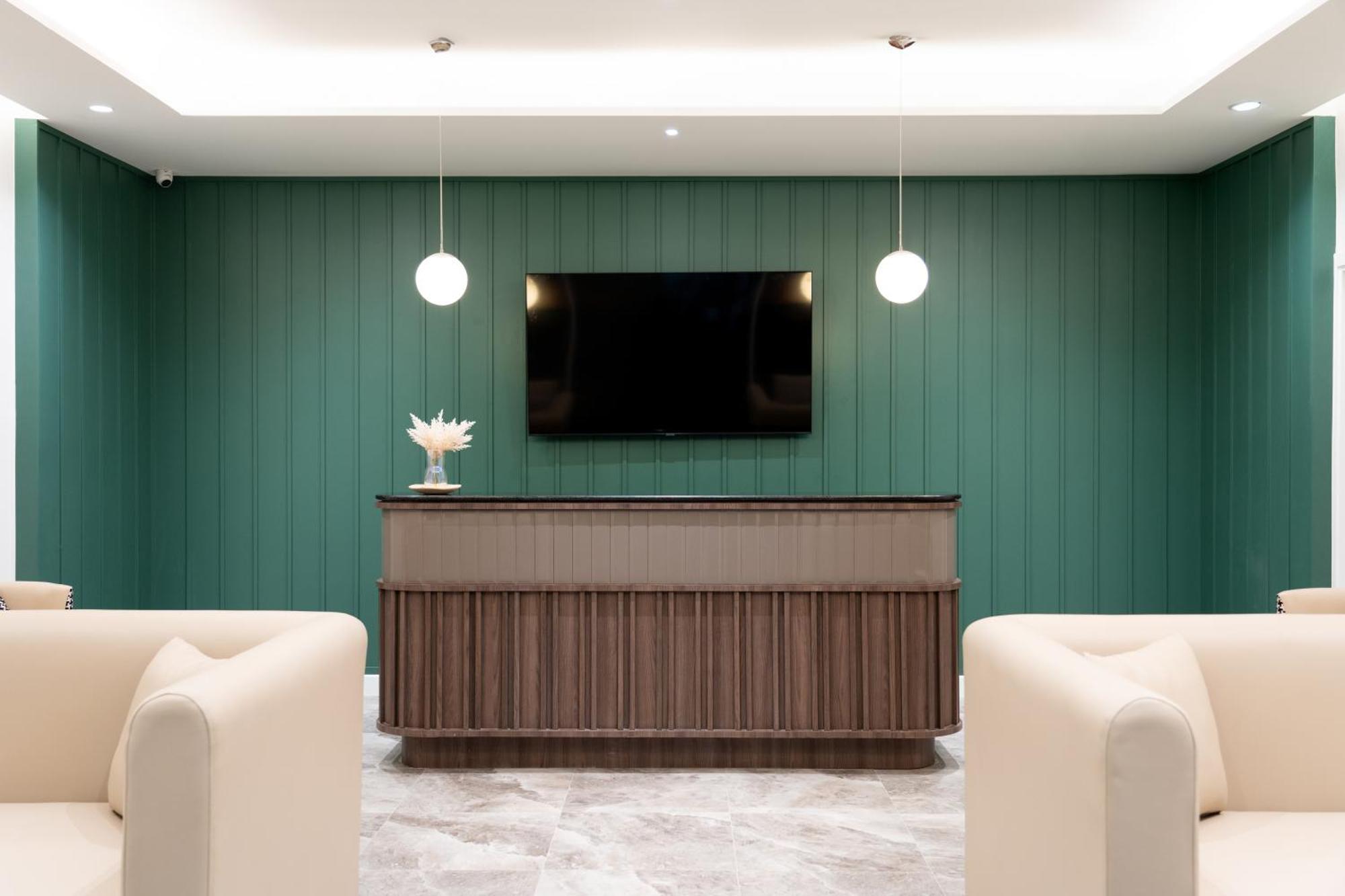Legacy Hotel Bangkok Sukhumvit Экстерьер фото
