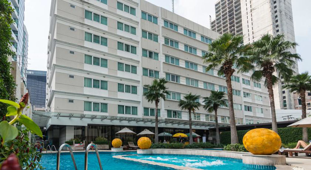 Legacy Hotel Bangkok Sukhumvit Экстерьер фото