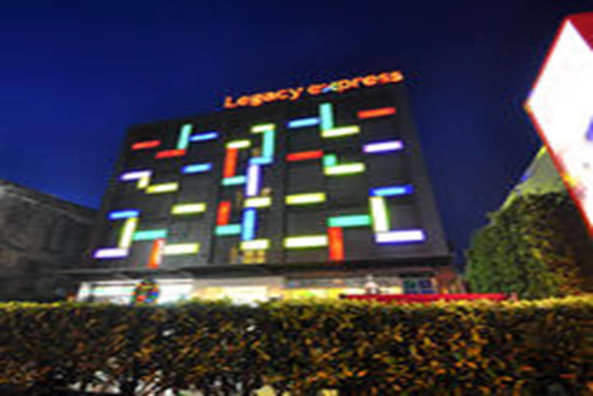 Legacy Hotel Bangkok Sukhumvit Экстерьер фото